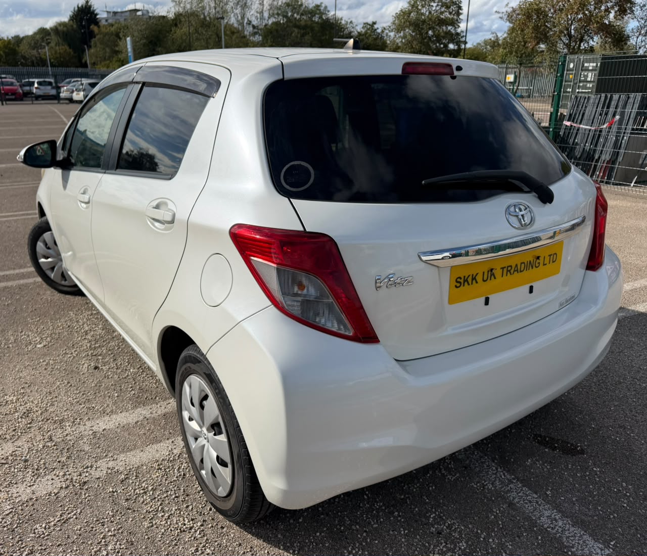2013 Toyota Yaris White