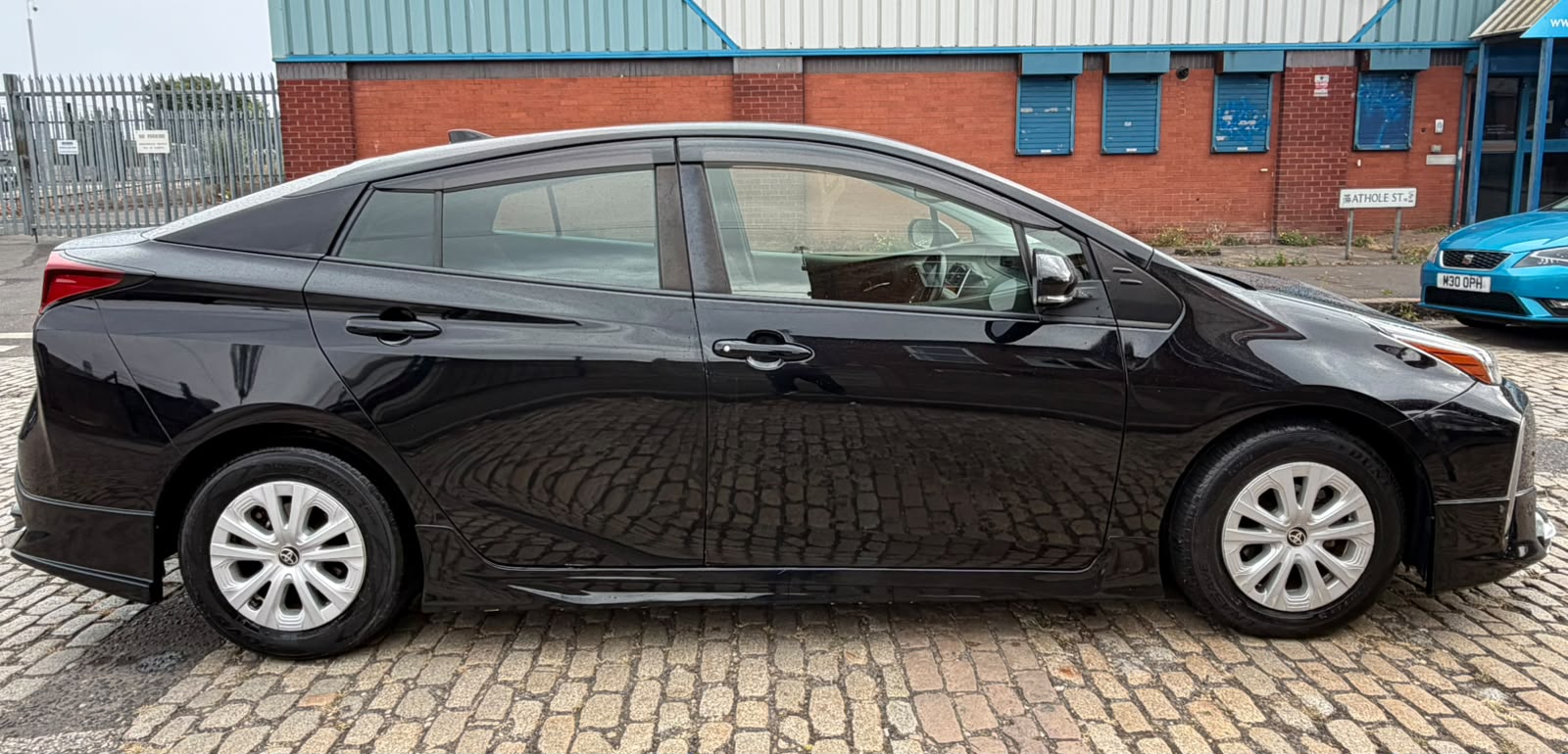 2021 Toyota Prius Black