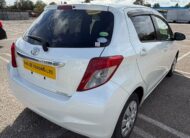 2013 Toyota Yaris White