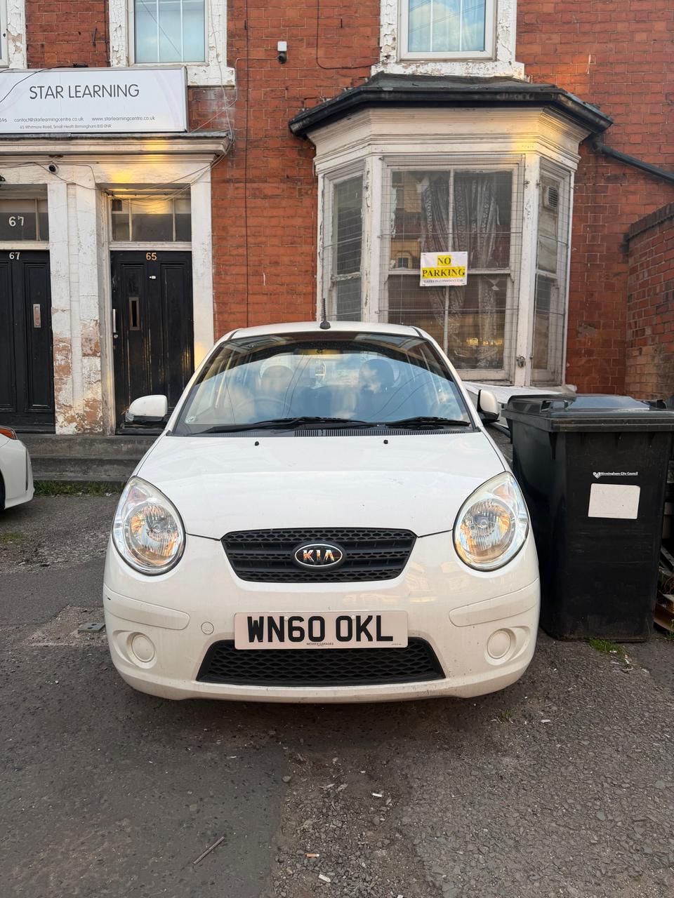 2010 KIA Picanto White