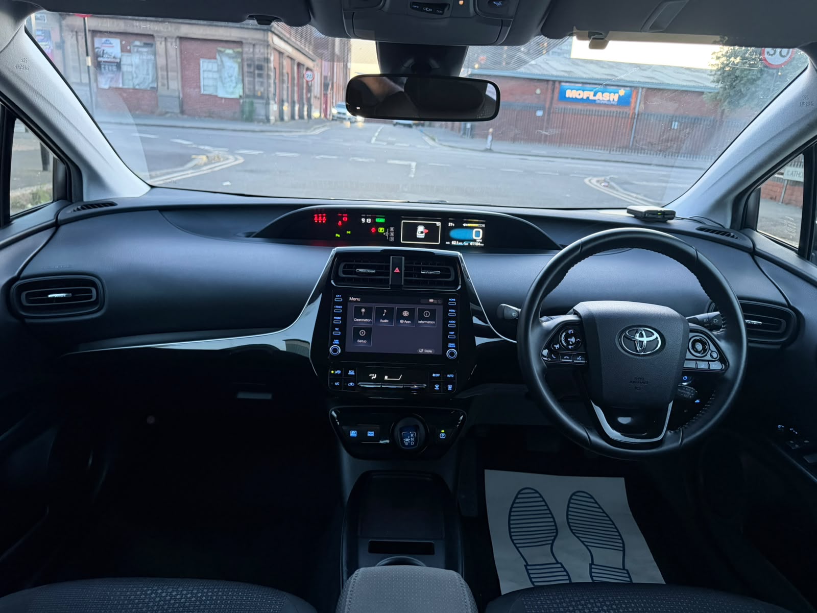 2021 Toyota Prius White