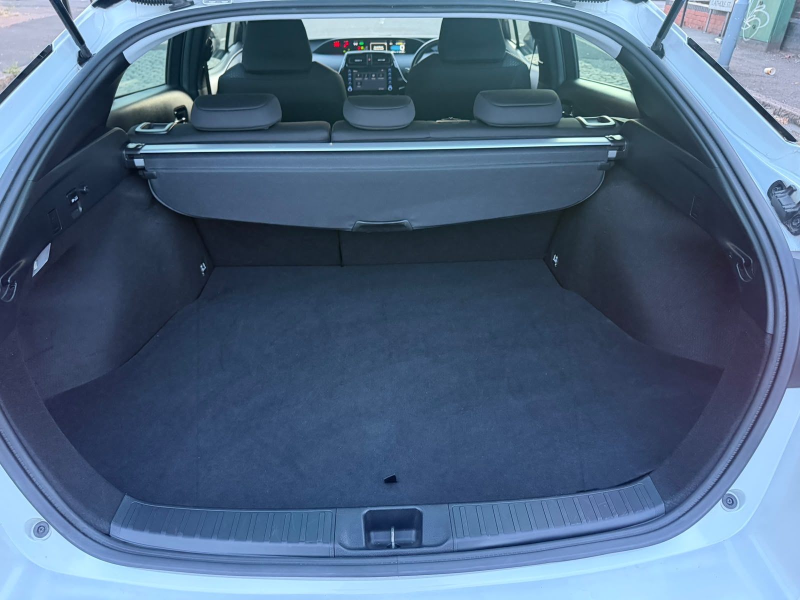 2021 Toyota Prius White