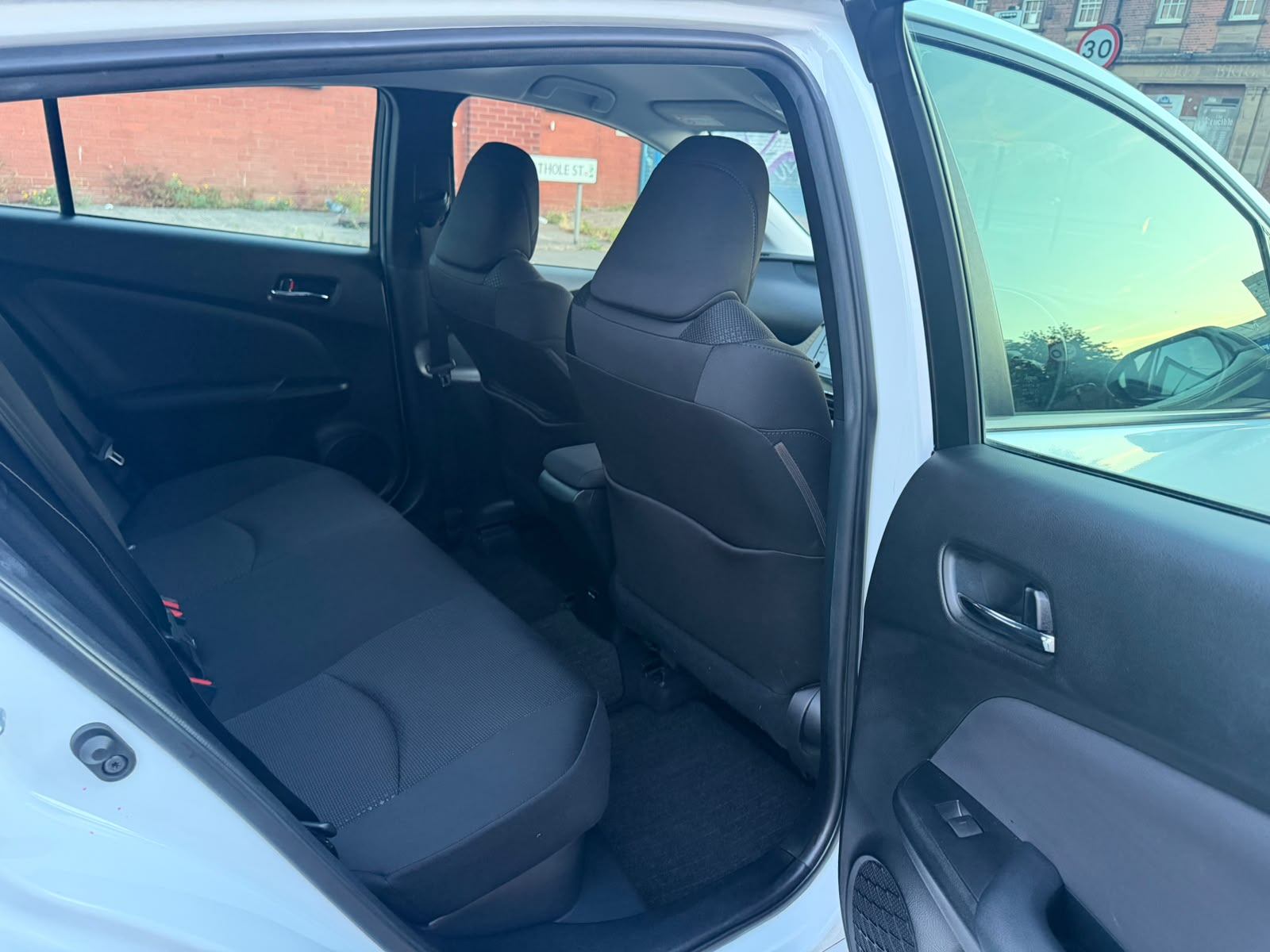 2021 Toyota Prius White
