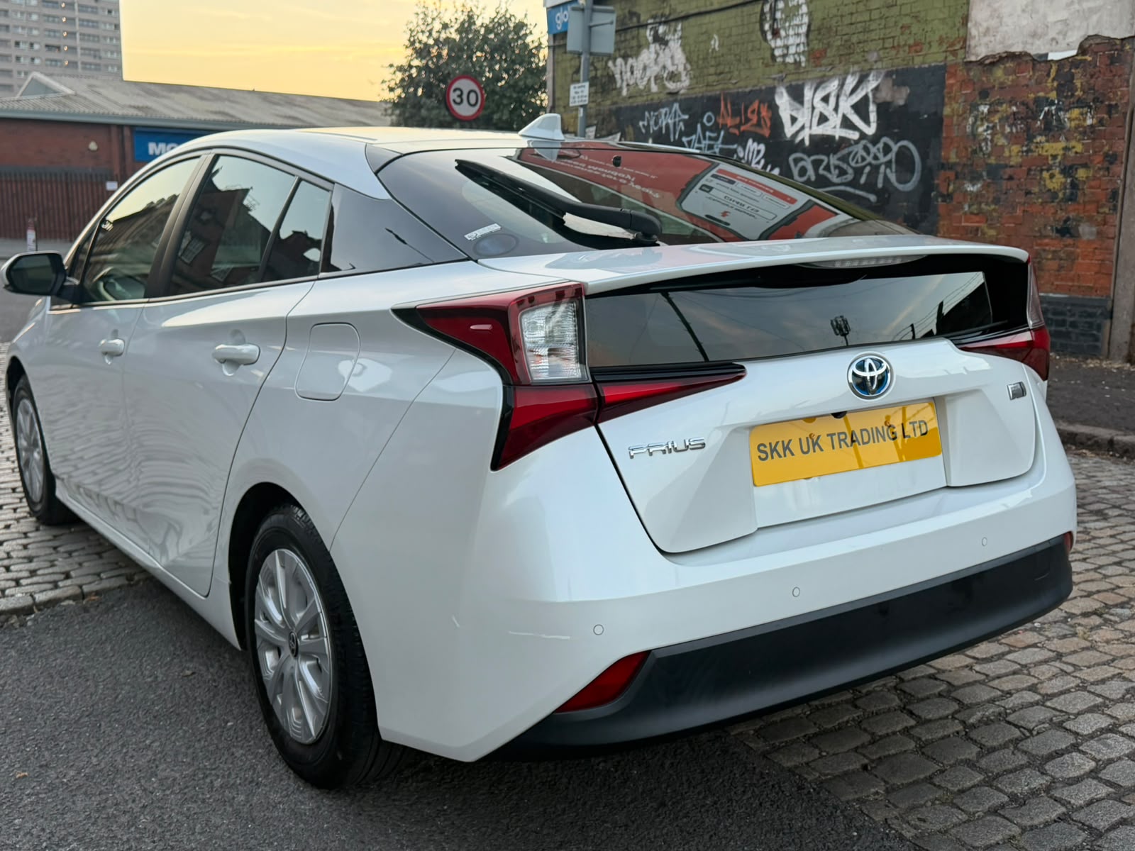 2021 Toyota Prius White