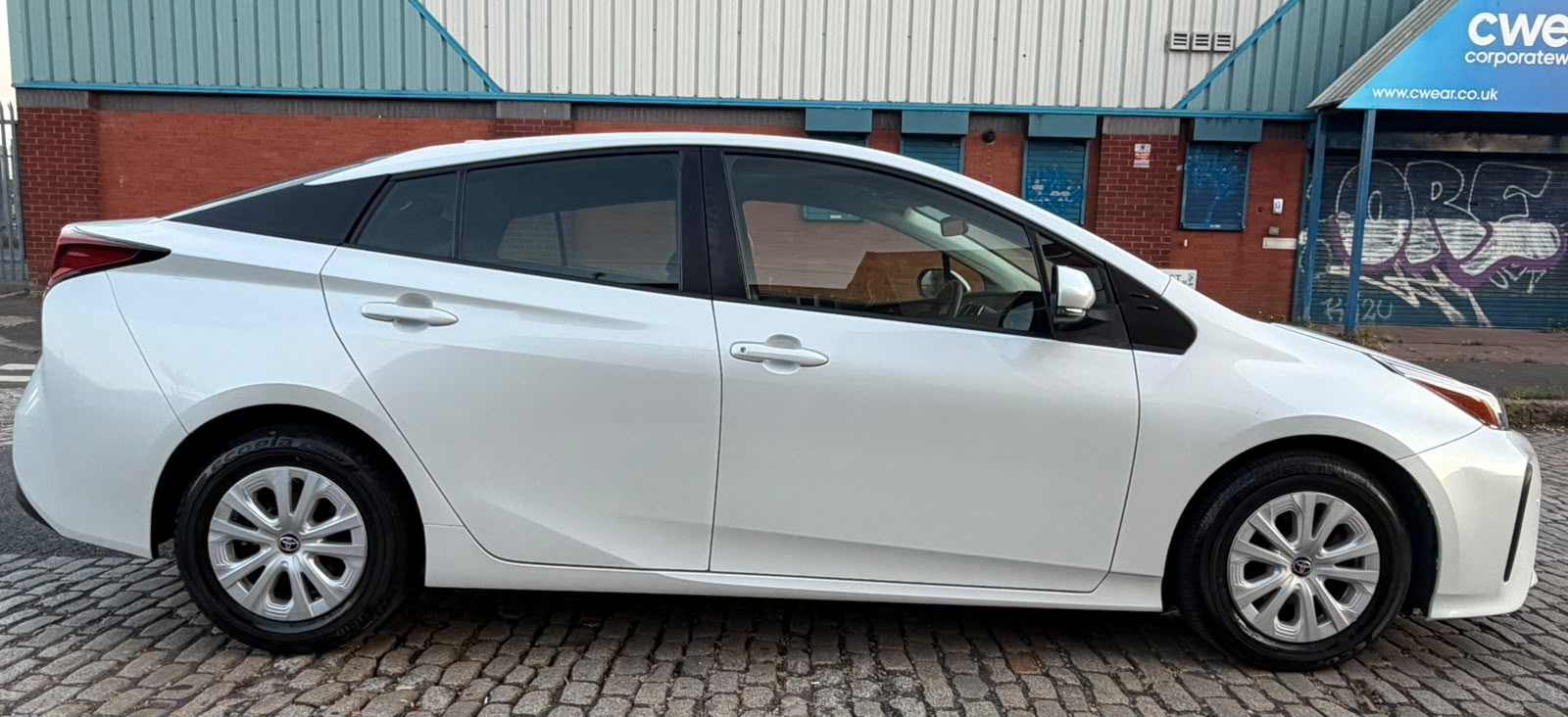 2021 Toyota Prius White