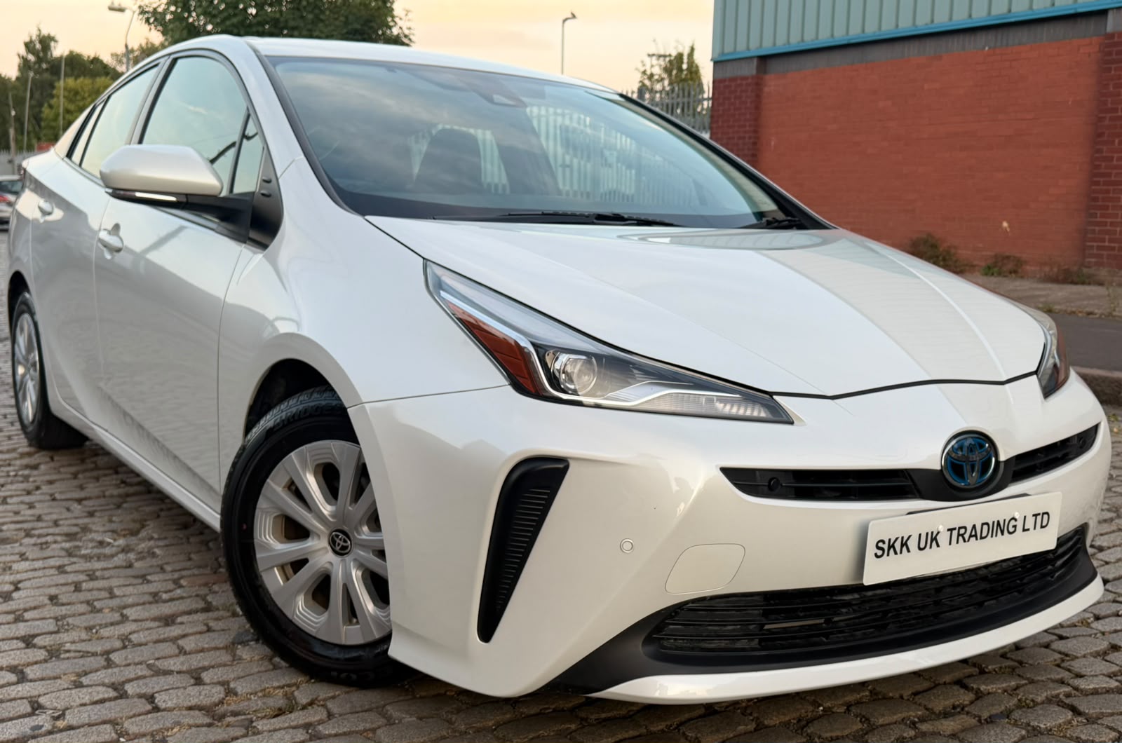 2021 Toyota Prius White