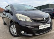 2013 Toyota Yaris Purple