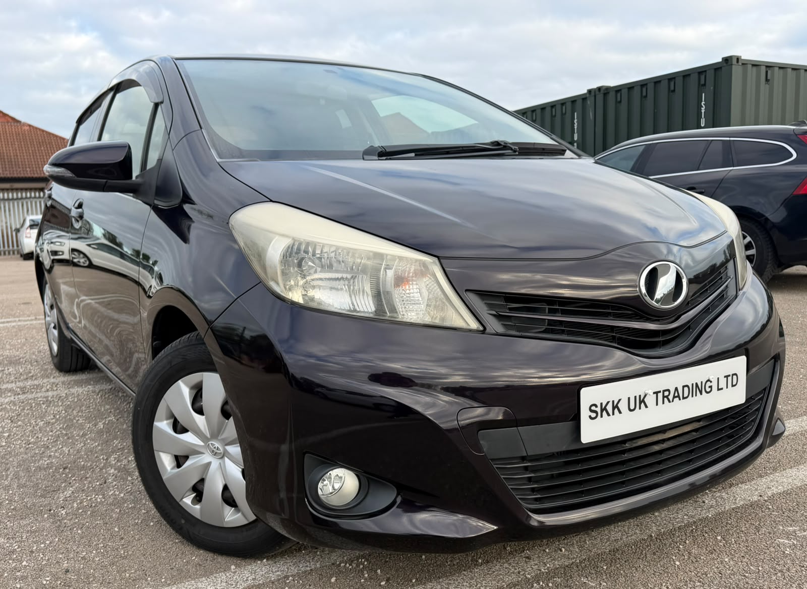 2013 Toyota Yaris Purple