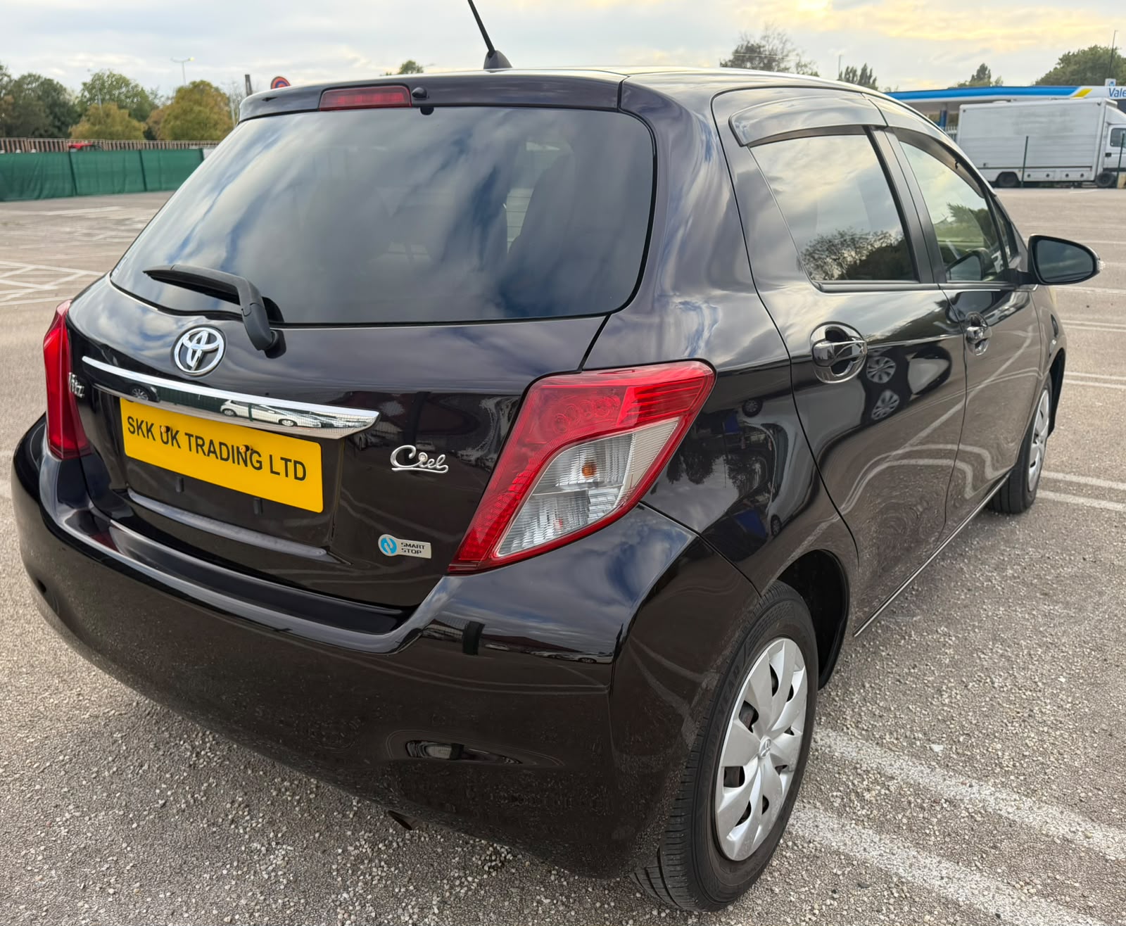 2013 Toyota Yaris Purple