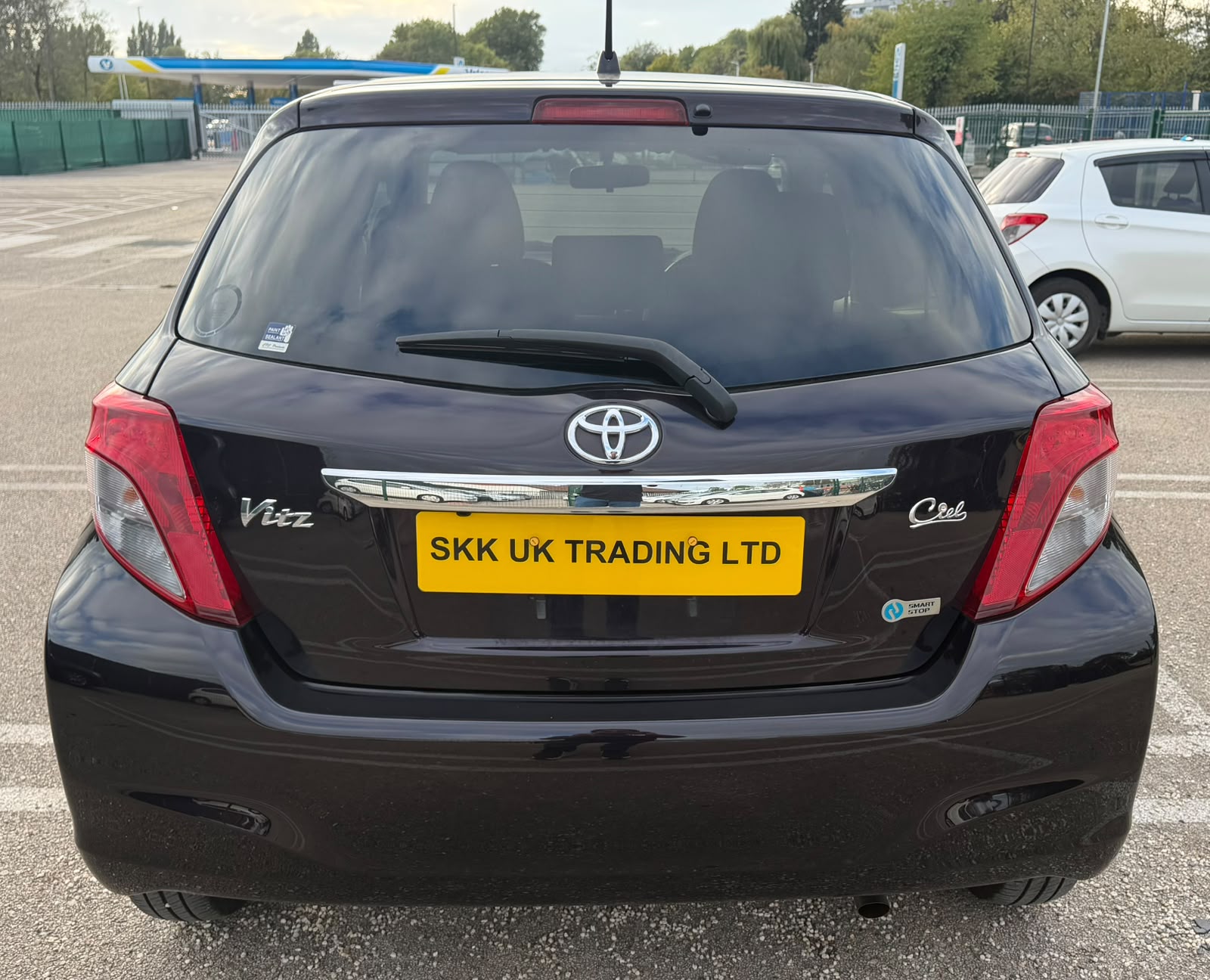 2013 Toyota Yaris Purple