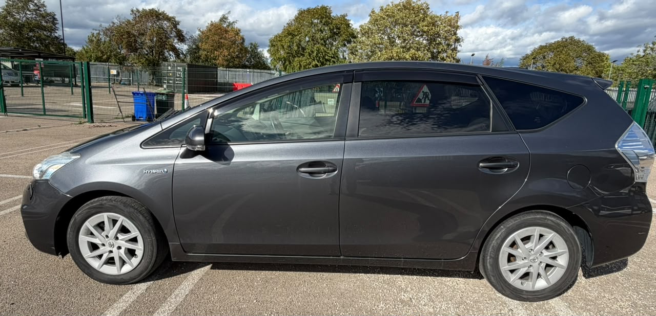 2013 Toyota Prius Plus Grey