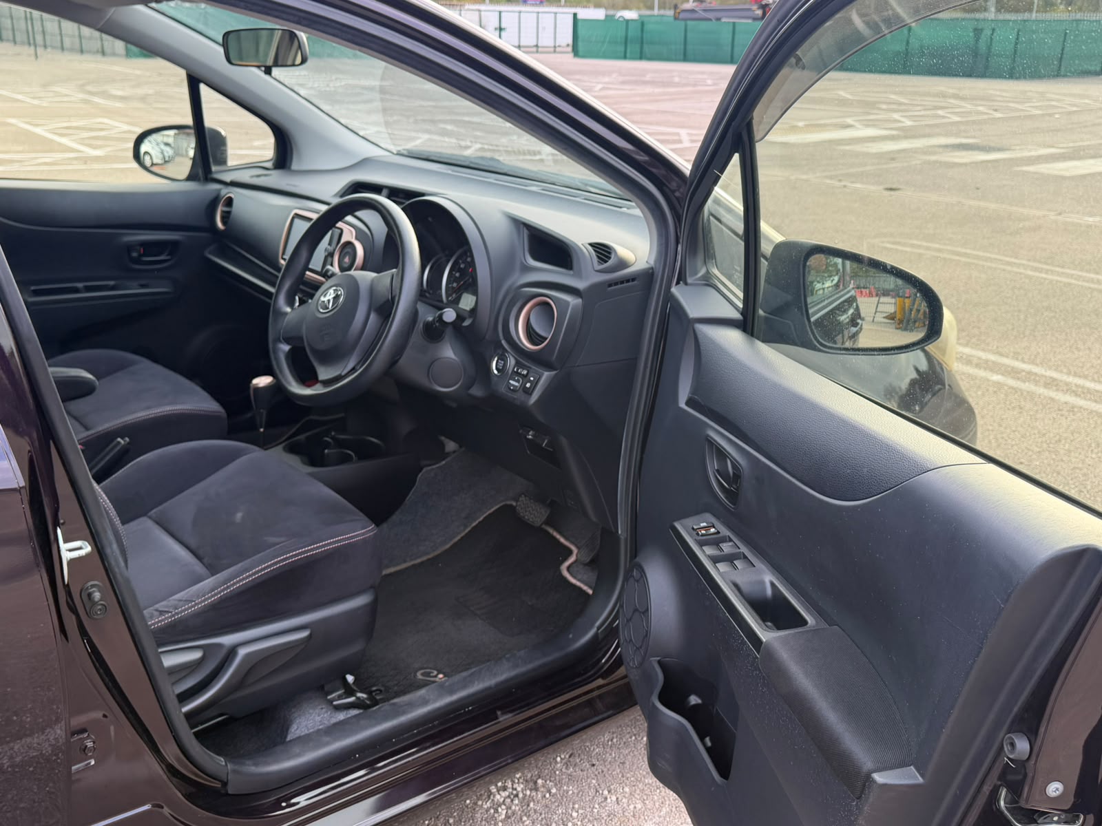 2013 Toyota Yaris Purple