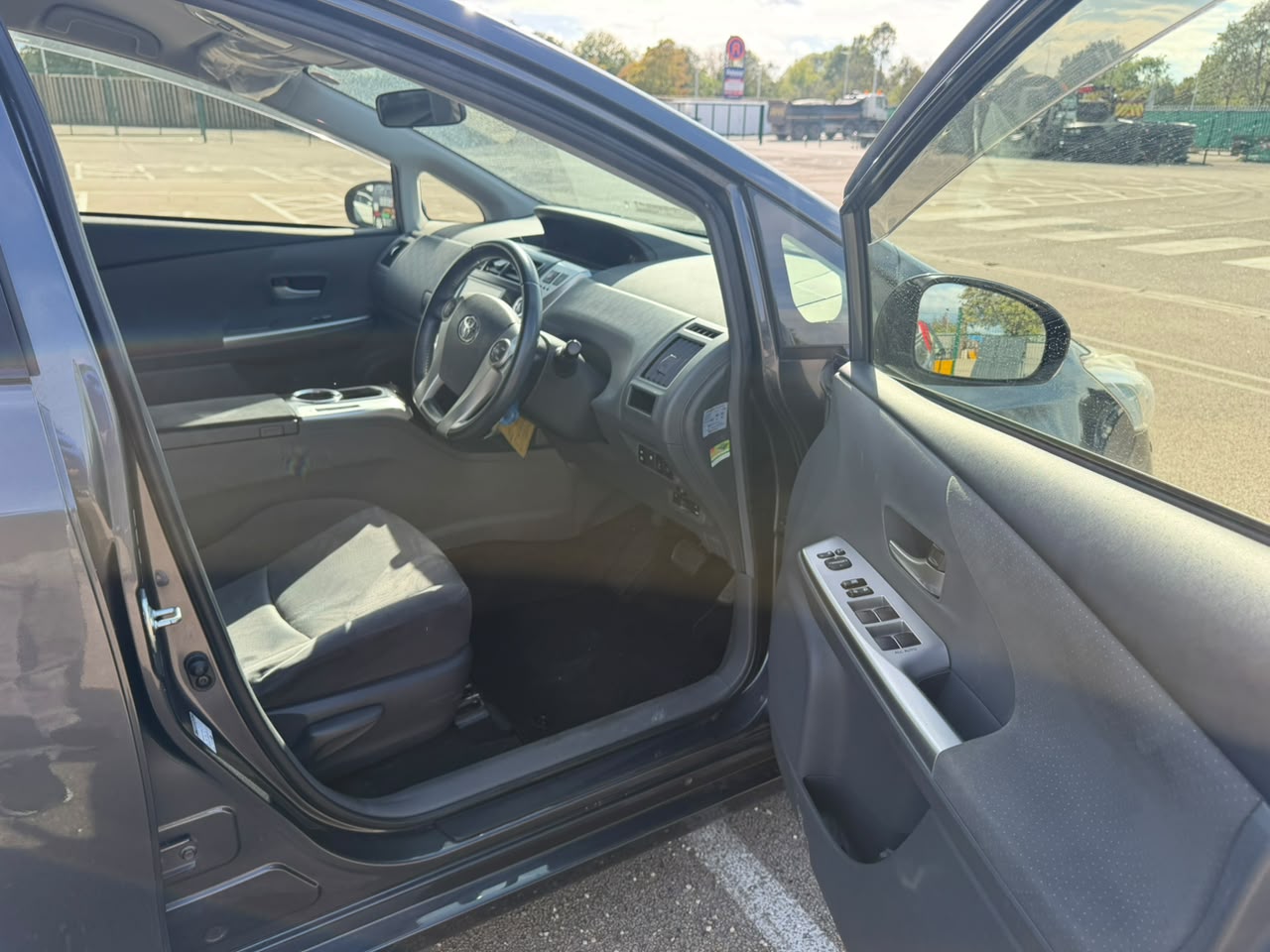 2013 Toyota Prius Plus Grey
