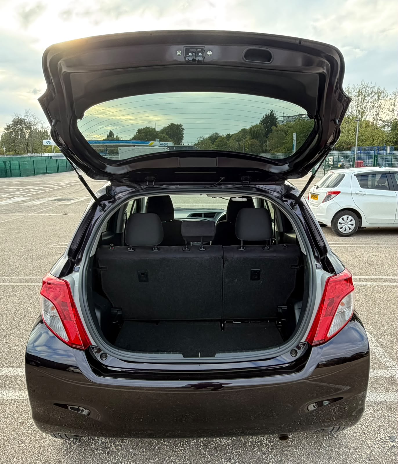 2013 Toyota Yaris Purple