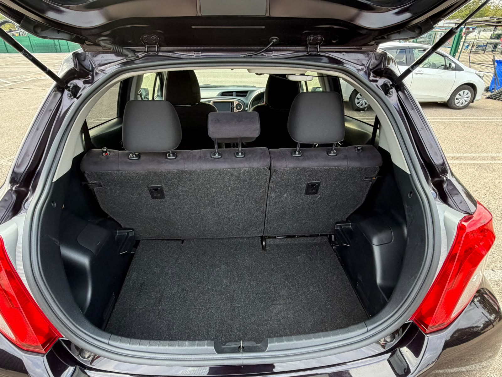 2013 Toyota Yaris Purple