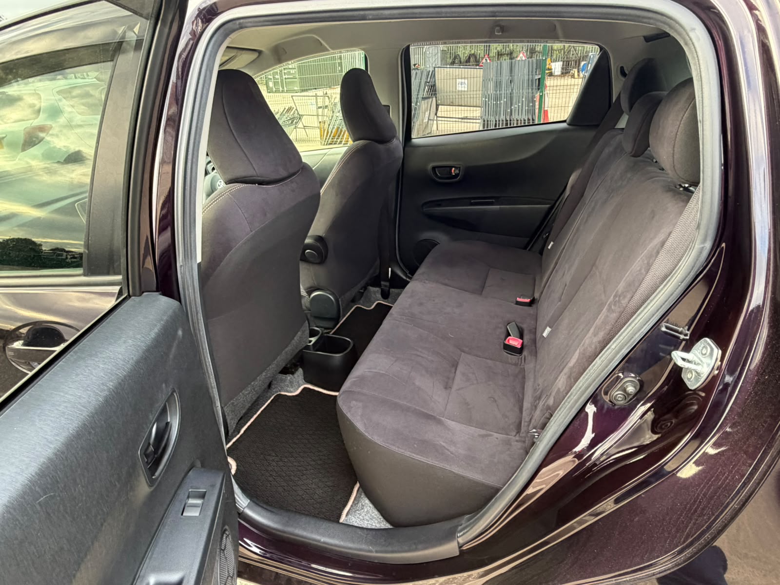2013 Toyota Yaris Purple