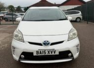 2015 Toyota Prius White