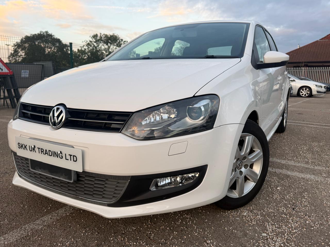 2012 Volkswagen Polo White