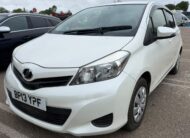 2013 Toyota Yaris White