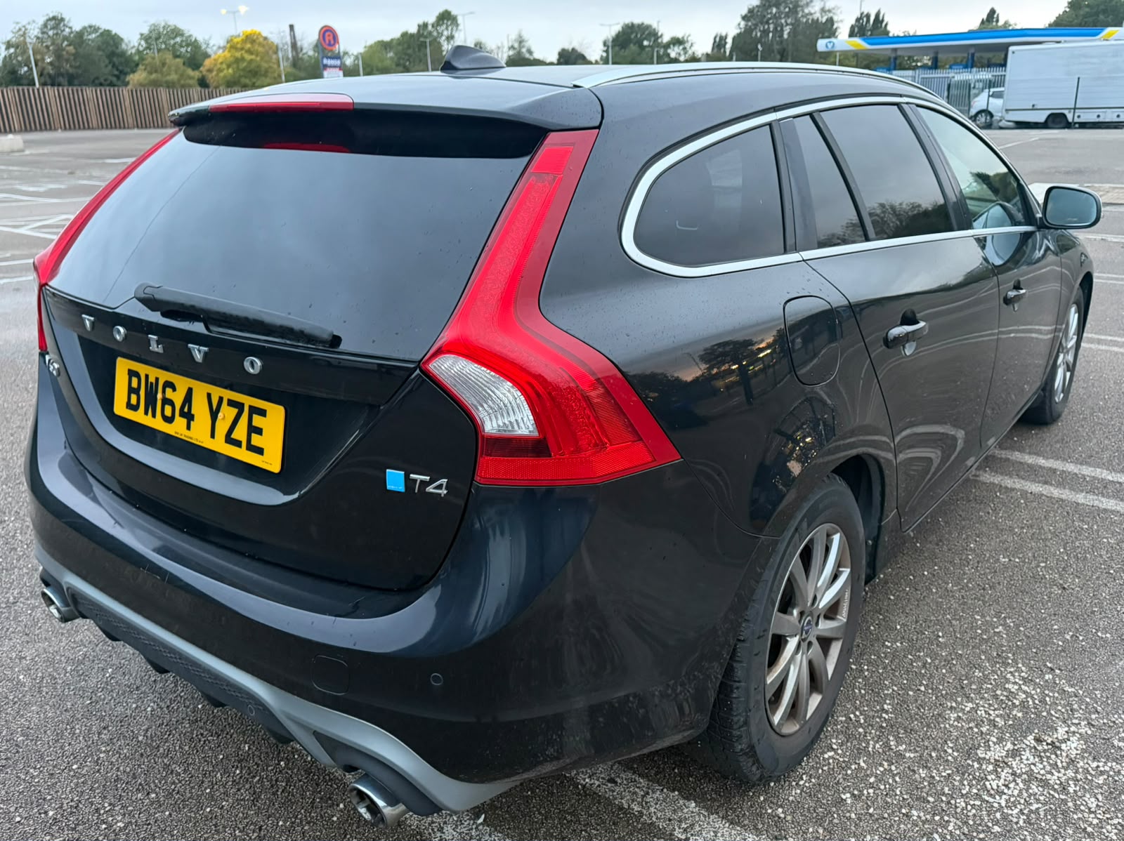 2014 Volvo V60 Black