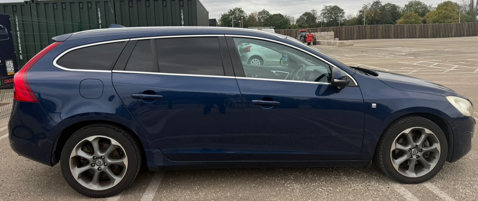 2012 Volvo V60 Blue