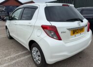 2013 Toyota Yaris White