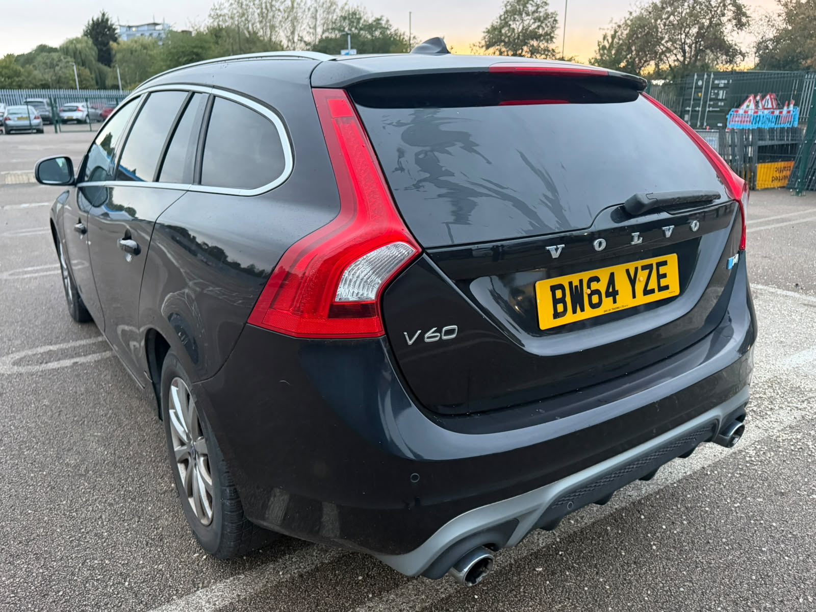 2014 Volvo V60 Black
