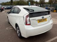 2015 Toyota Prius White