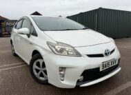 2015 Toyota Prius White