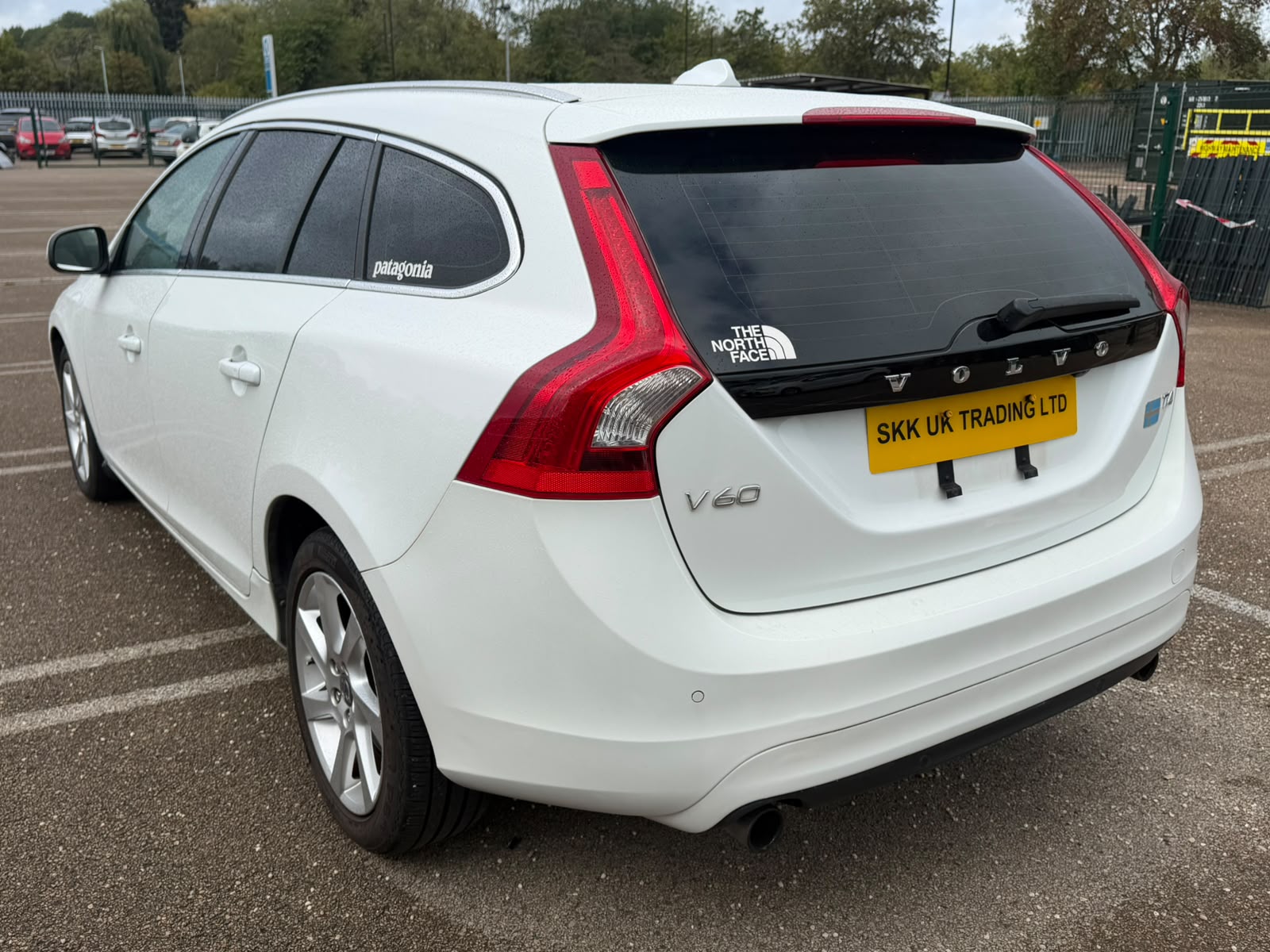 2014 Volvo V60 White