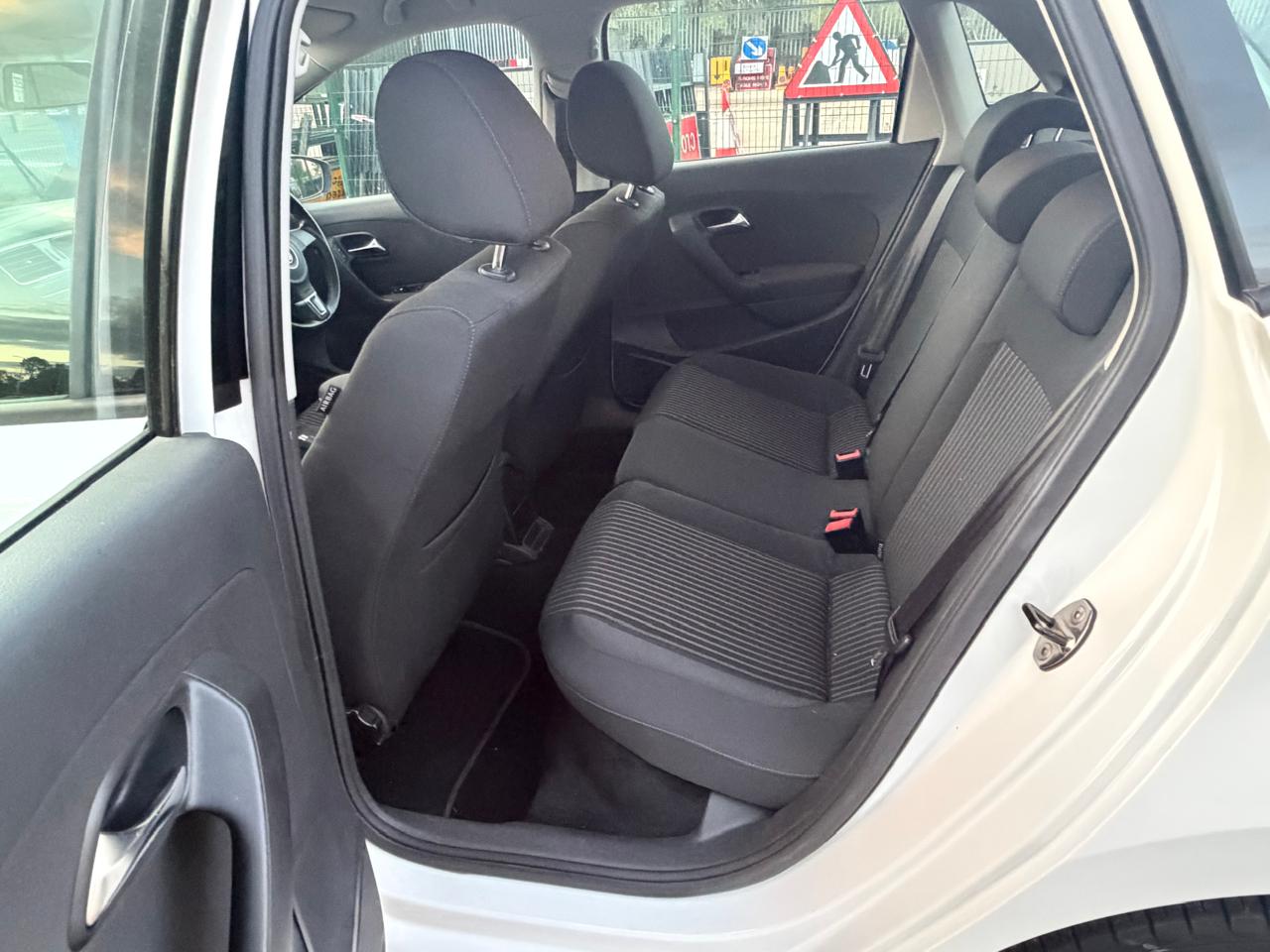 2012 Volkswagen Polo White
